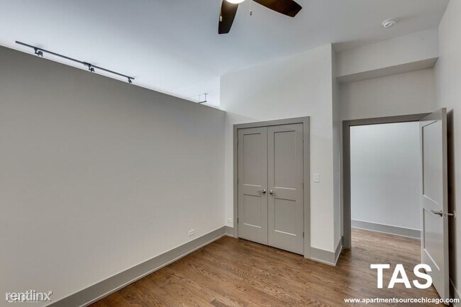 Building Photo - 1144 W 18th St