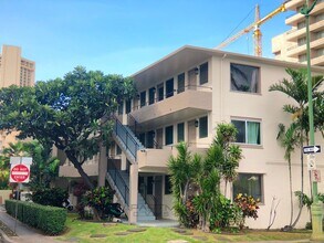 Building Photo - 264 Ka?iulani Ave
