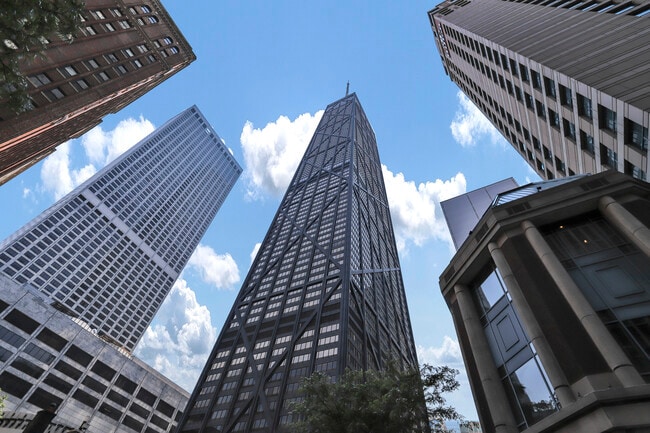 Building Photo - 175 E Delaware Pl