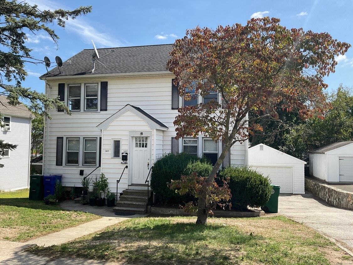 Primary Photo - 340 Knowlton St
