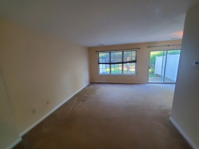Open Living Room/Dining Room - 3305 Sterling Rd