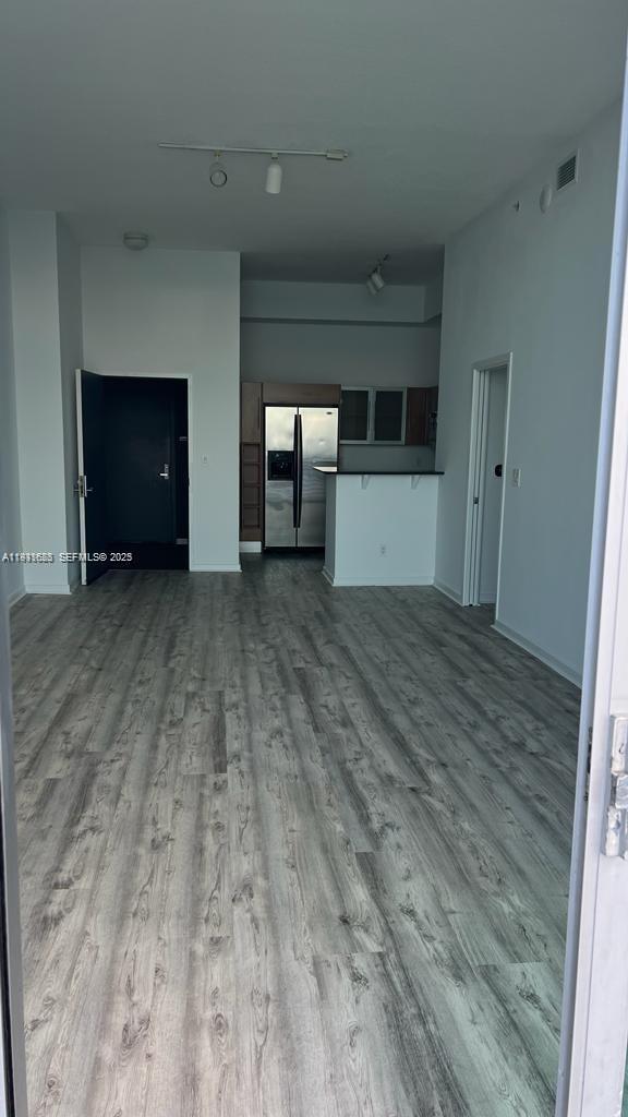 Foto del edificio - 335 S Biscayne Blvd