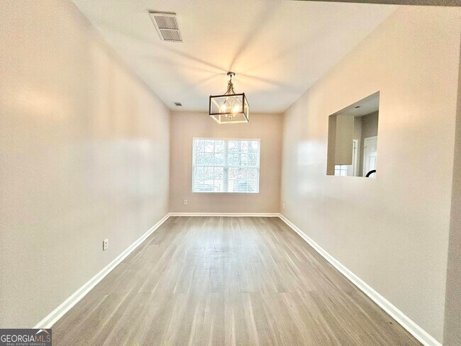 Foto del edificio - 1017 Wheel House Ln