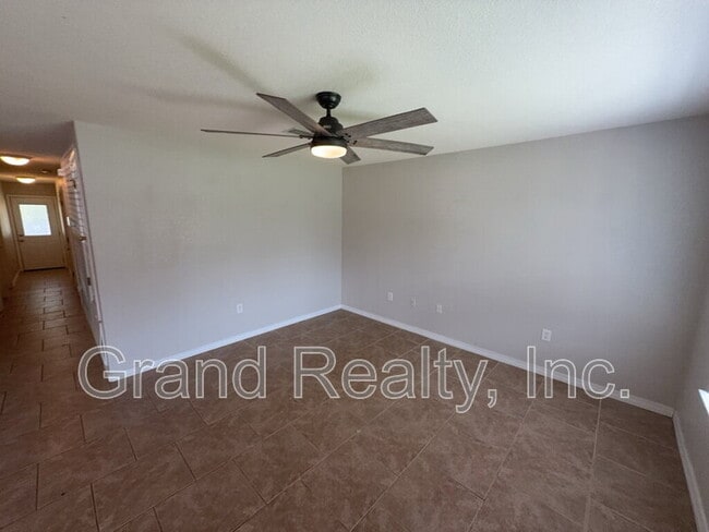 Foto del edificio - 4221 Jernigan Rd