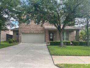 Building Photo - 1718 Woodvista Pl