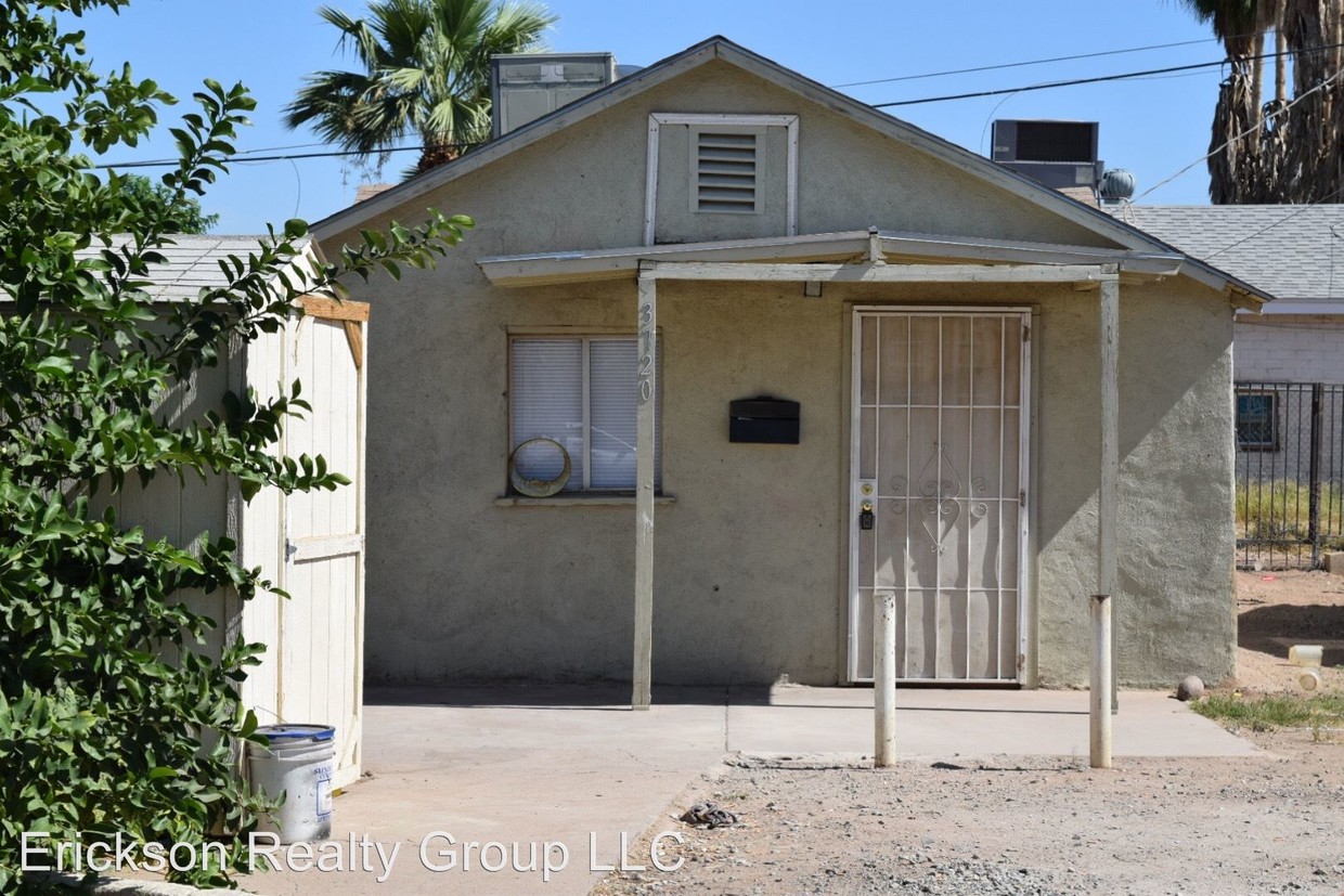 Primary Photo - 3720 E Polk St