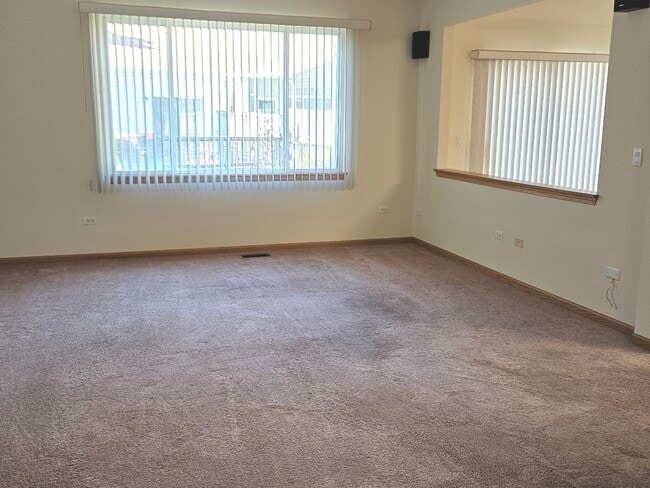 Foto del edificio - 21357 W Douglas Ln