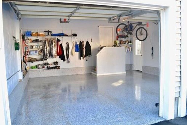 6 Marsh Avenue, Worcester, MA 01605