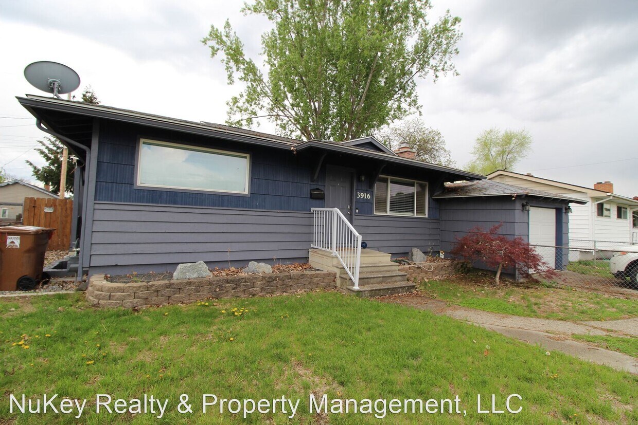 4 br, 2 bath House 3916 E. Montgomery Ave. House Rental in Spokane