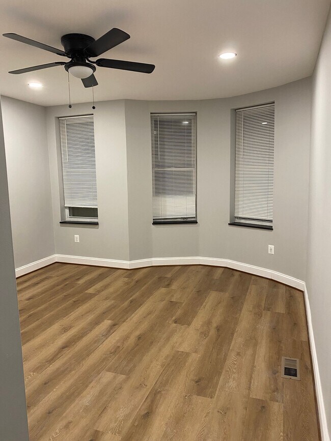 Foto del edificio - 2326 McCulloh St