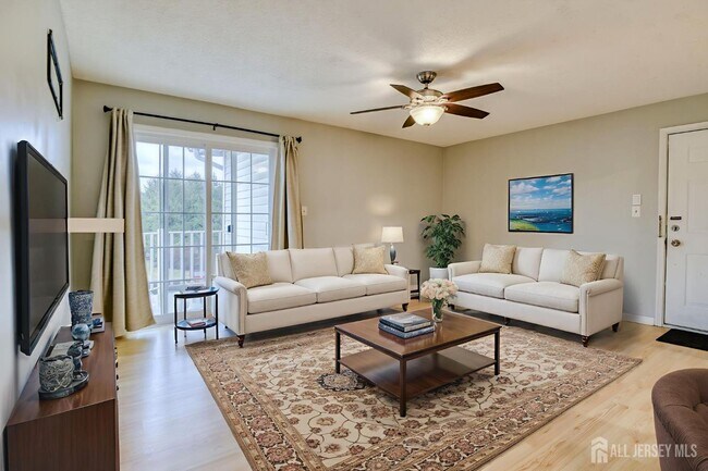 Foto del edificio - 20 Pembrook Ave