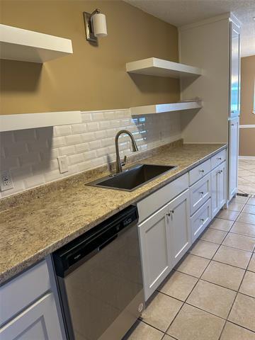 Foto del edificio - 1524 W Elm St