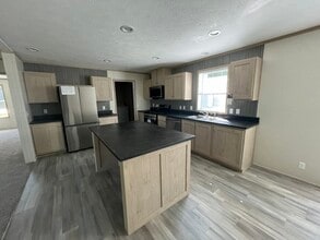 Building Photo - 4224 Twin Terrace