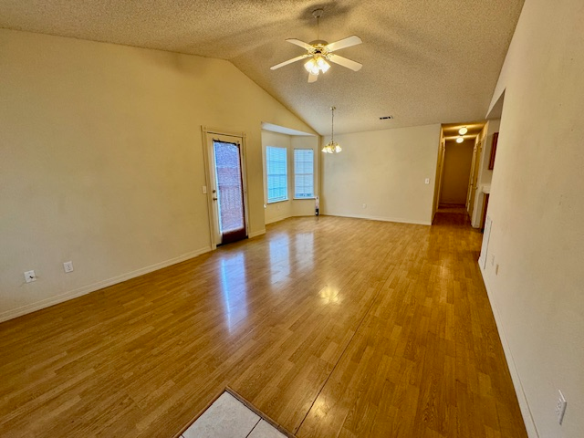 Foto del edificio - 2550 Lost Springs St