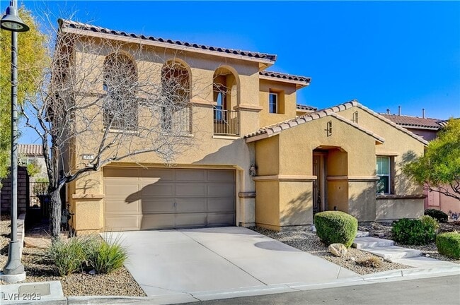 Building Photo - 536 Puenta Del Rey St