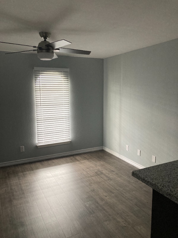 Building Photo - 2109 Kerria Ave