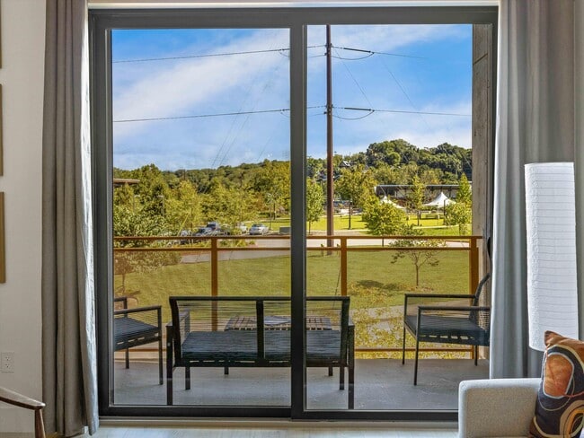 En el río French Broad - 68 Craven St