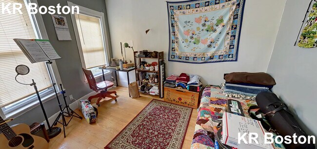 Building Photo - 27 Brook St