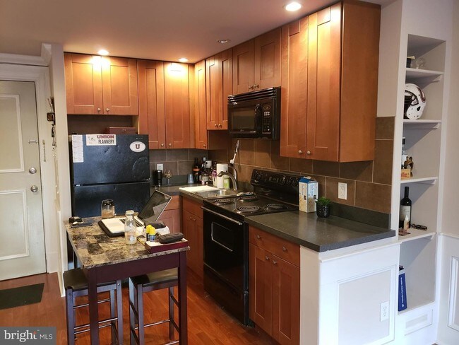 Foto del edificio - 1324 Locust St