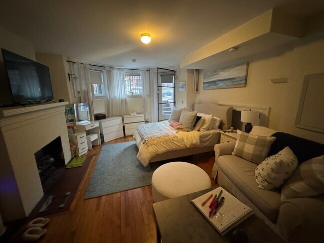 Foto del edificio - 472 Beacon St