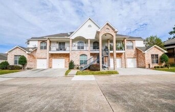 Building Photo - 12755 Mill Ridge Dr