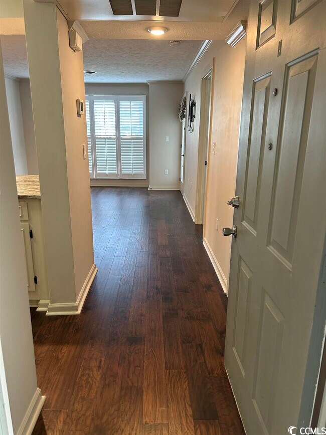 Building Photo - 4713 Cobblestone Dr
