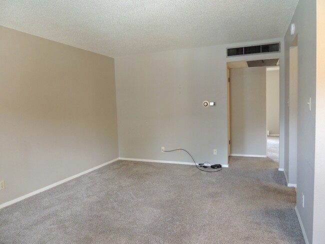 Foto del edificio - 580 Bookcliff Ave