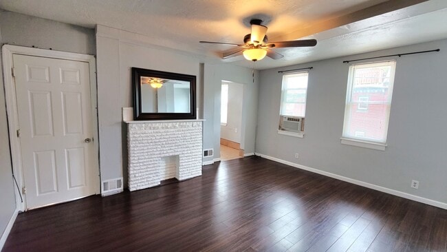 Building Photo - 2717 Jane St