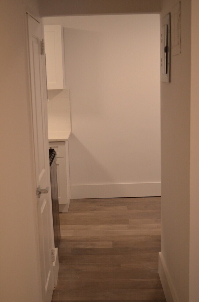 Hallway facing Kitchen. - 2420 Morris Ave