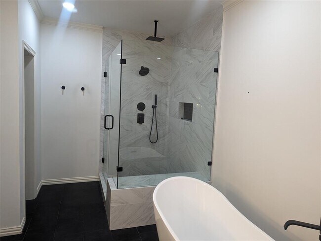 Foto del edificio - 5913 Dolores St