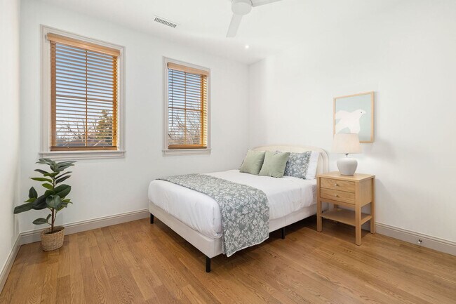 Foto del edificio - 501 NW B St