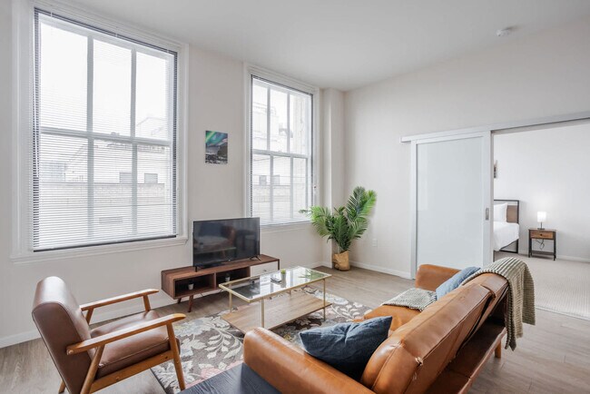 Foto del edificio - 9-JAN-JAN E 4th St