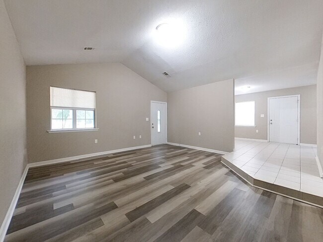 Foto del edificio - 319 Sumter St NE