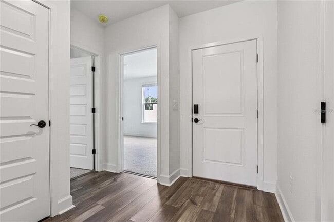 Building Photo - 13112 Siam Dr