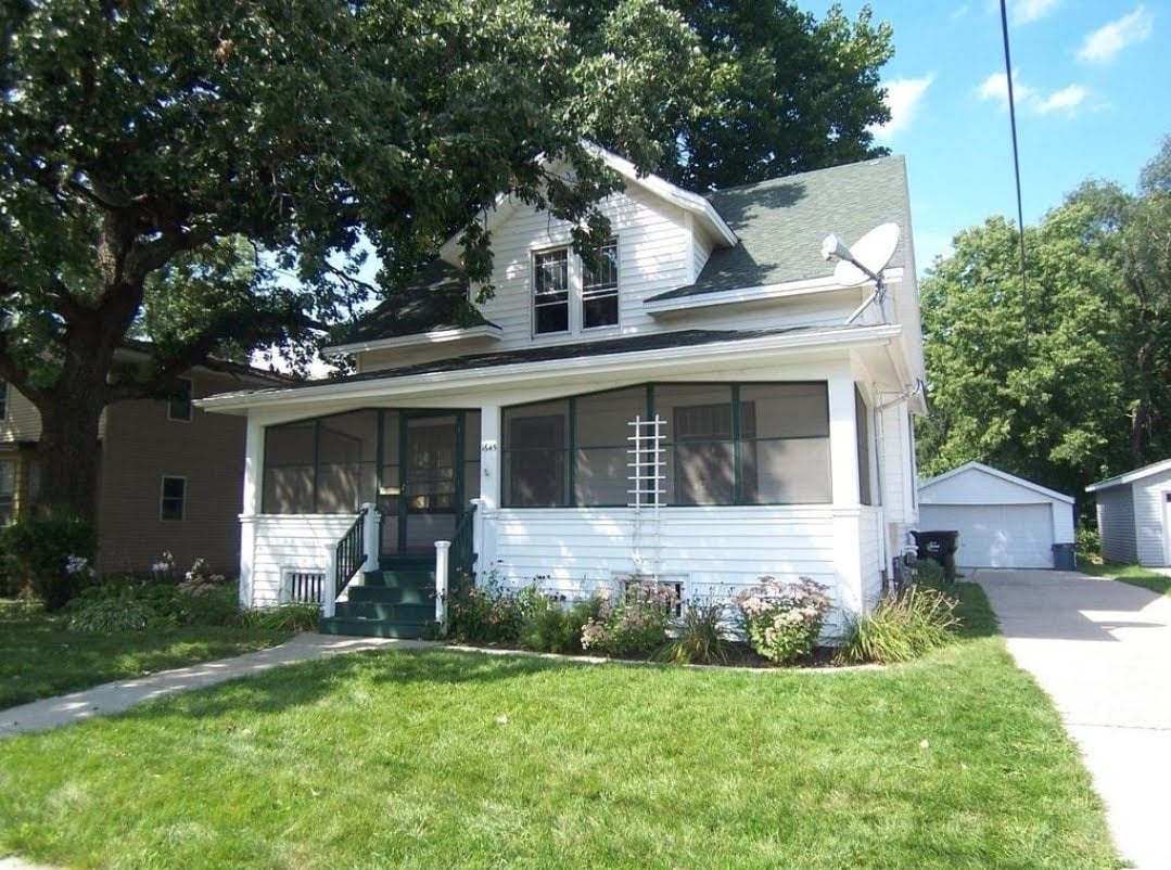 1645 White Ave, Beloit, WI 53511 House Rental in Beloit, WI