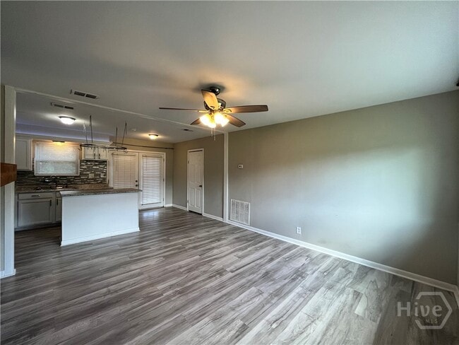 Building Photo - 601 Palmetto St