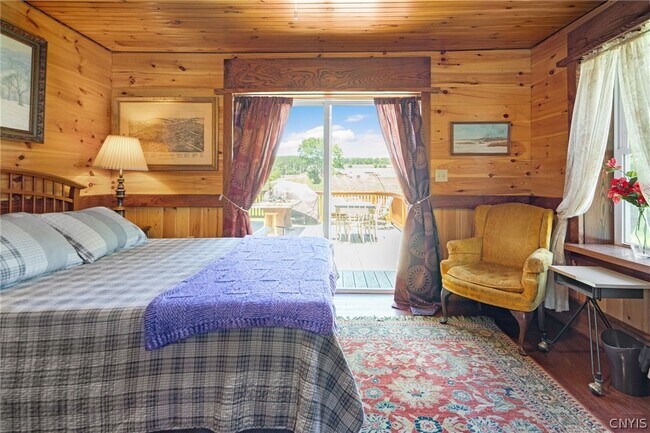 Foto del edificio - 1818 Benson Rd