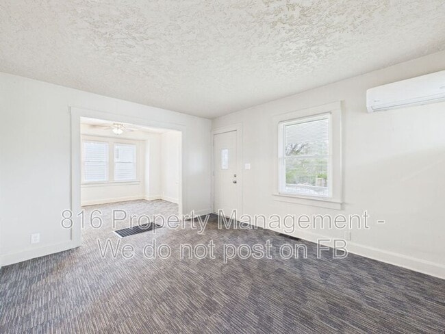 Foto del edificio - 4028 E 68th Terrace