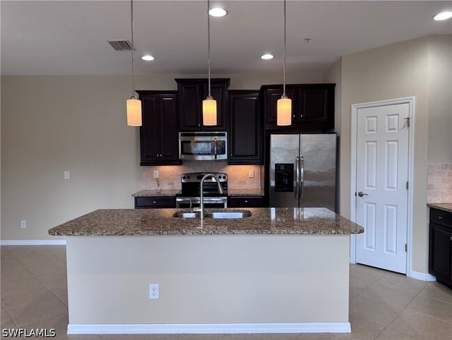 Building Photo - 8560 Evernia Ct