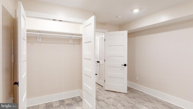 Foto del edificio - 3001 11th St NW
