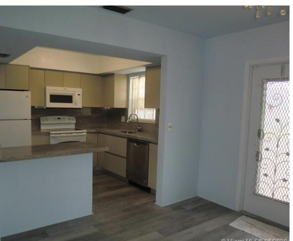 Foto del edificio - 1643 Wiley St