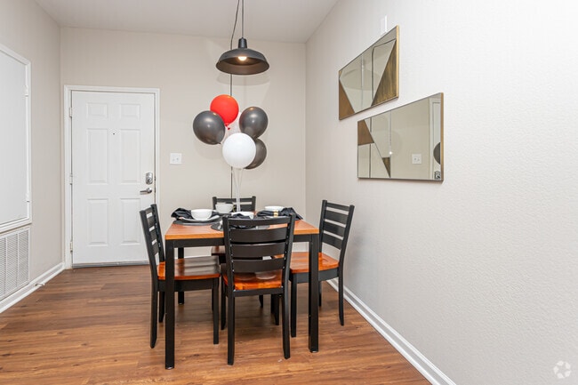 4BR, 4BA - 1,420SF - The Chelsea