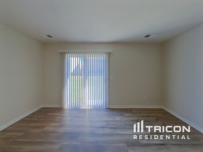 Foto del edificio - 4018 Rustling Grass Trl