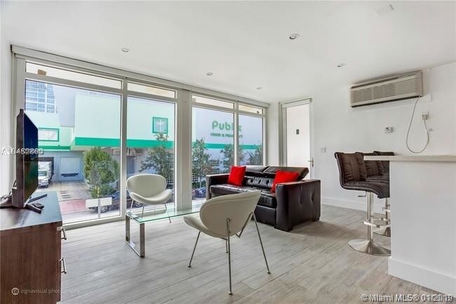 Foto del edificio - 6860 Harding Ave