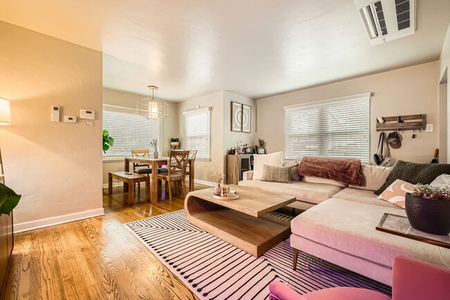 Foto del edificio - 1225 E Yampa St