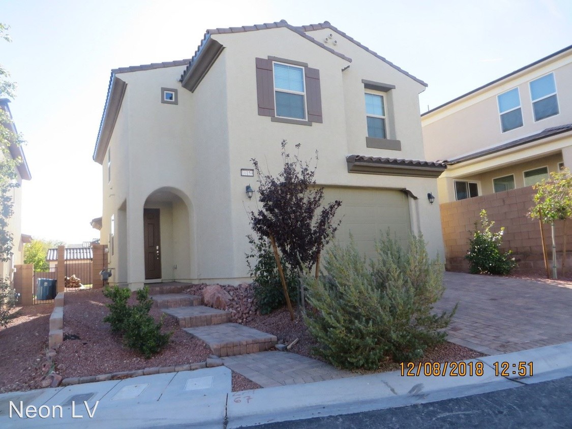 Foto principal - 10159 Ruggles Mansion Ave
