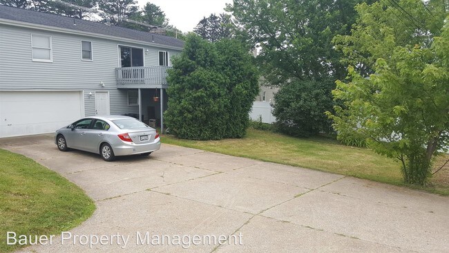 Foto del edificio - 3 br, 3 bath House - 1602 Kuntz Road