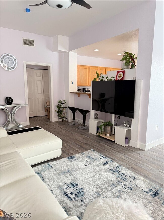 Foto del edificio - 87 E Agate Ave