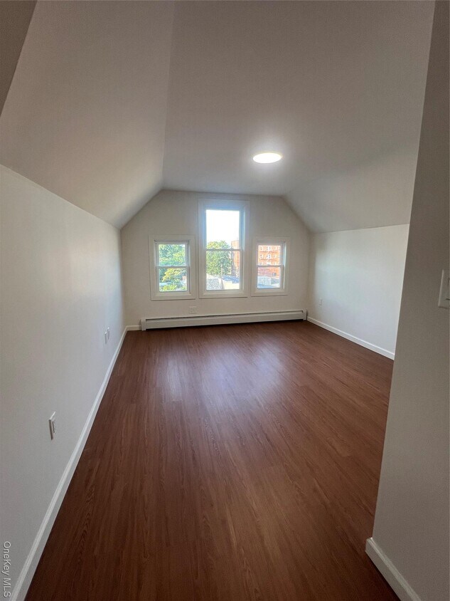 Foto principal - 14 Elm St