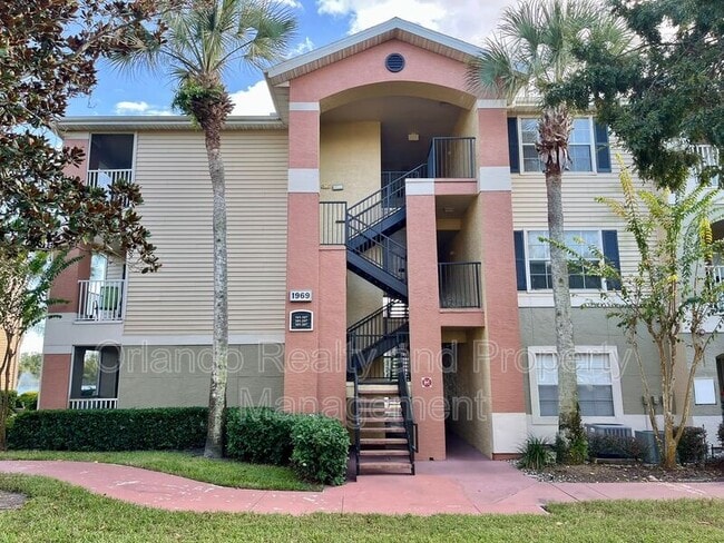 Photo - 1969 Summer Club Dr Apartment